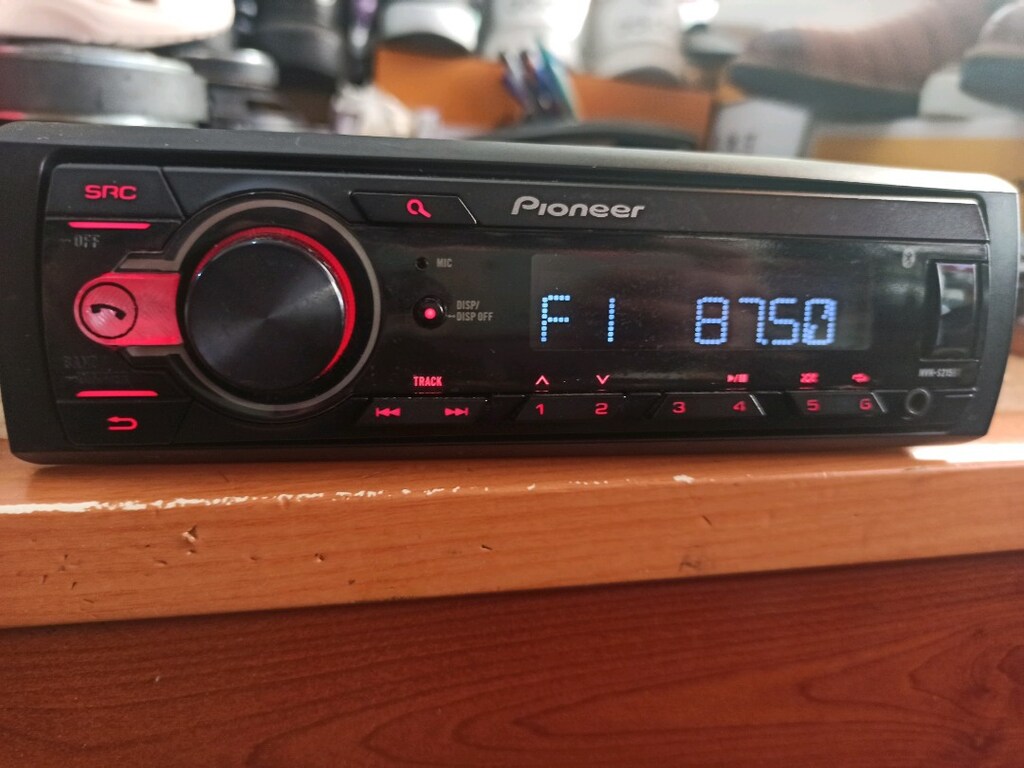 Sıfır ayarında Pioneer oto teyp USB AUX RADYO BULUTUT tek anfi çıkışli - 7