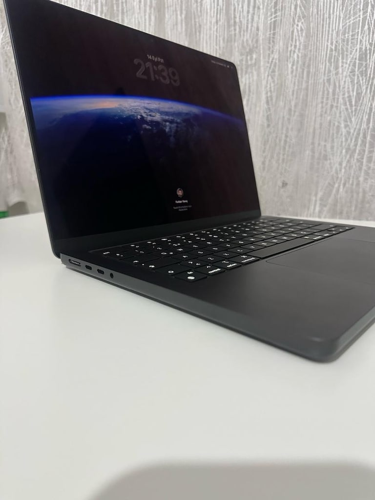 MacBook Pro 14 inç M4 Pro 24GB/512GB 12CPU/16GPU 19 Devir Garantili - 4