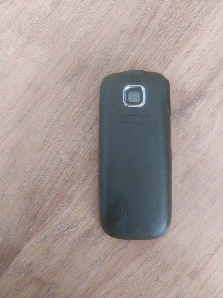 Nokia 2330c imei kopyalanmış - 2