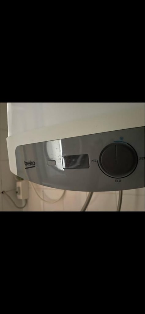 3 yıllık yeni Beko elektrikli şofben