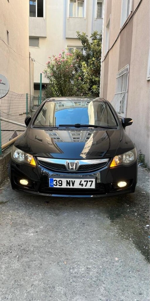 HONDA CIVIC - 3