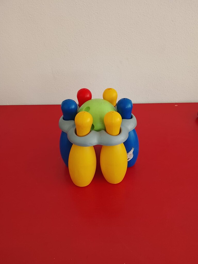 Oyuncak Plastik Bowling Seti (6 Labut + 2 Top + Taşıma Aparatı) - 2