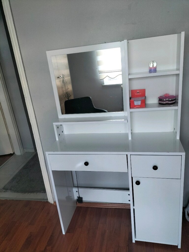 sıfır makyaj masası çalışma masası olarak da kullanılabilir - 2