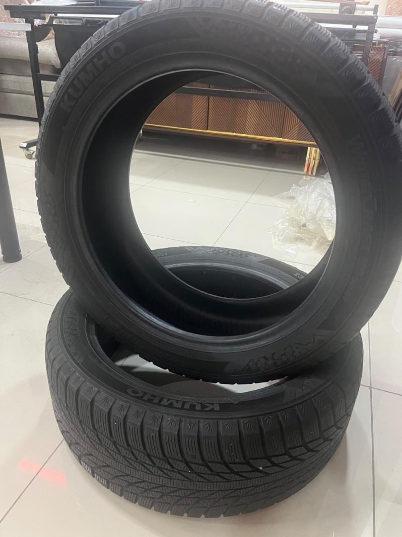Kumho Kış Lastiği 234/45/18 T98 WinterCraft - 4