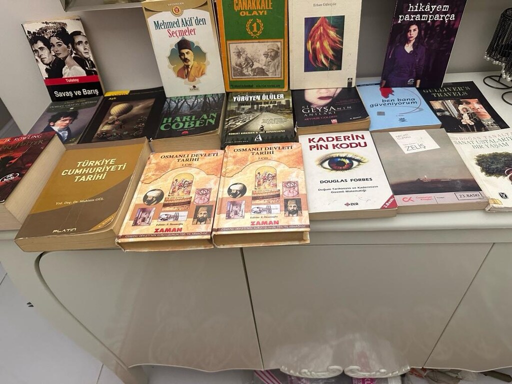 Kitaplar tek tek seçebilirsiniz hepsinin fiyatı farklı fiyat temsilidi - 8