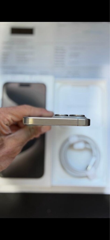 İphone 15 Pro Max - 9