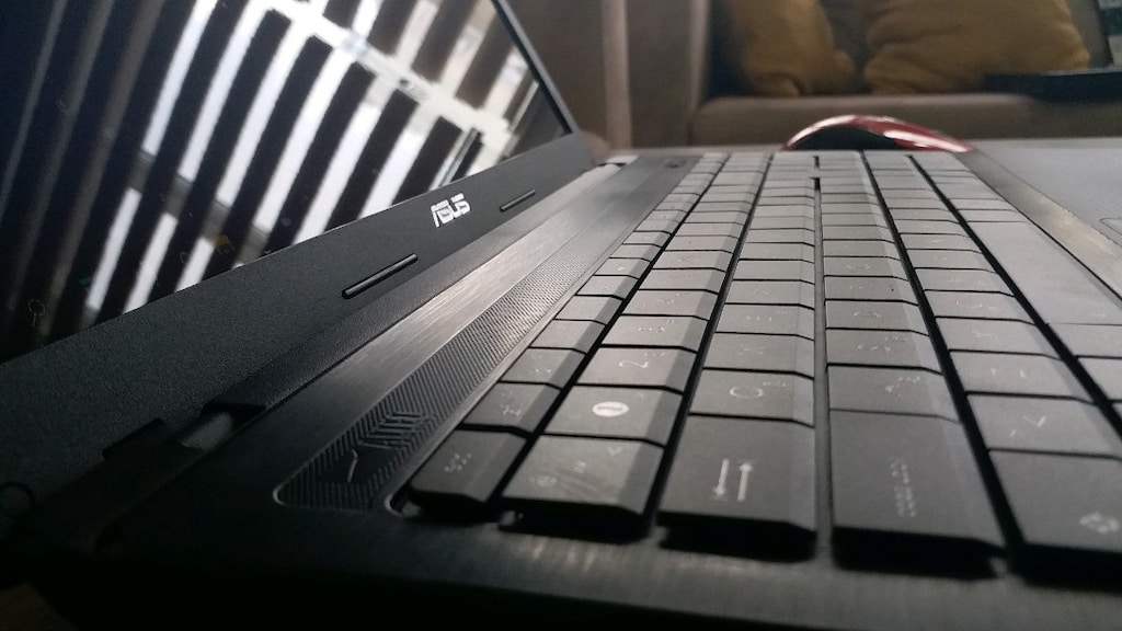 Tertemiz Ömürlük Hızlı Asus i5 - Yeni Pil - 8gb RAM - SSD TurboDisk'li - 4