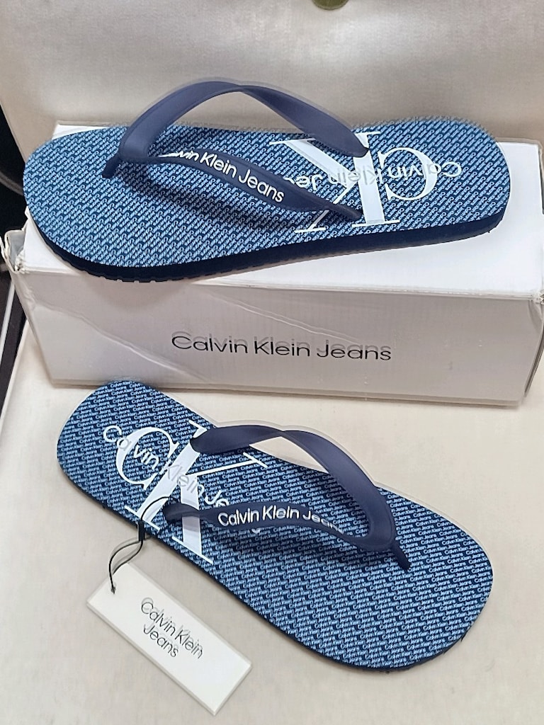 Calvin Klein beach Orjinal sıfır kutulu üründür etiketi üzerinde - 7