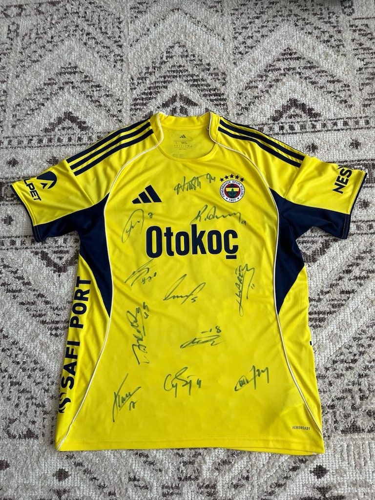 Fenerbahçe 2025/2026 ıslak imzalı forma