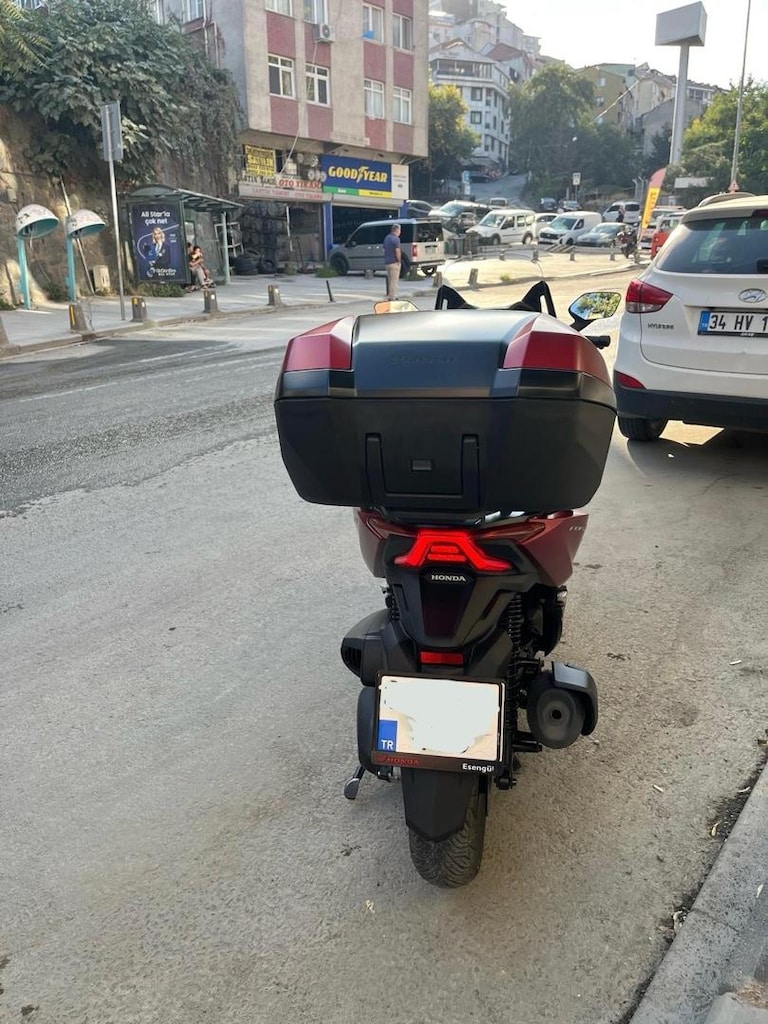 HONDA FORZA 250 - 2025 MODEL - 4