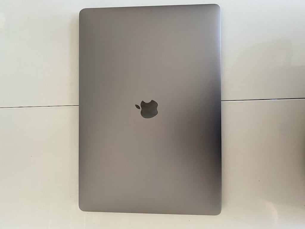 MacBook Pro - 3