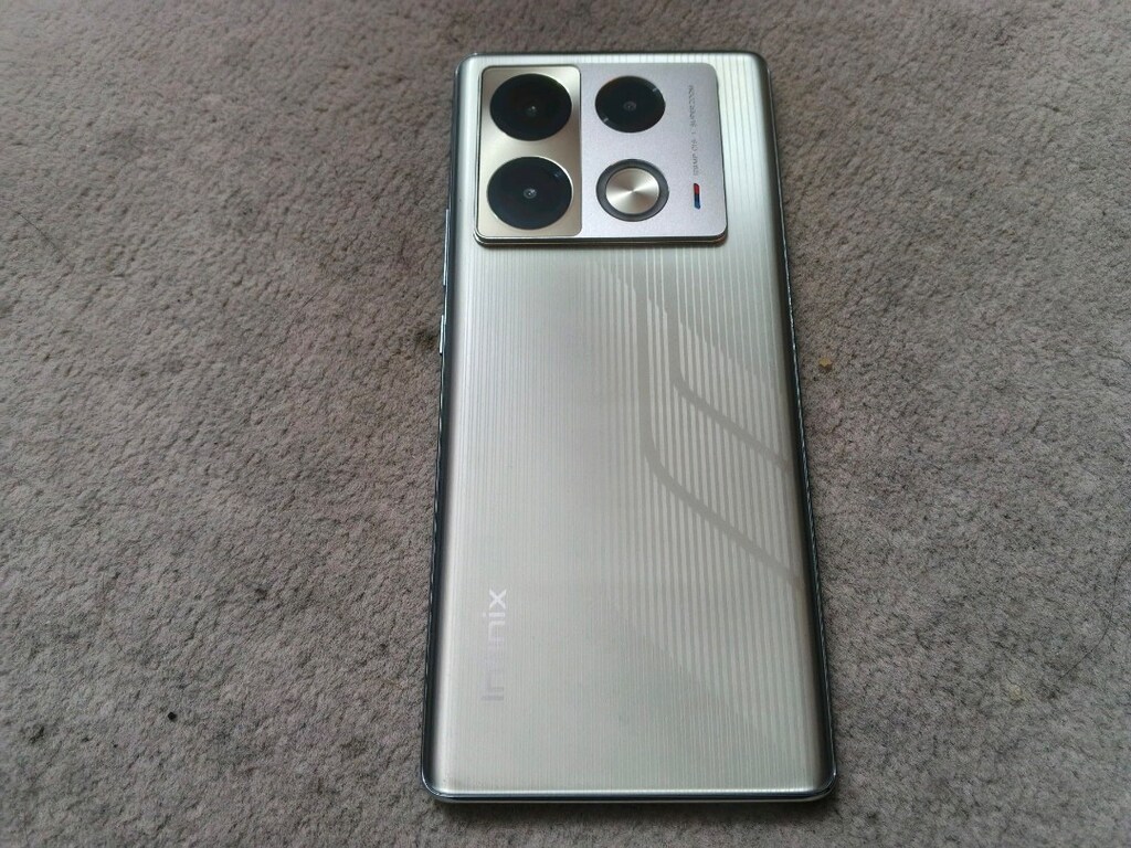 Sıfır gibi infinix Note40 pro 256/12+12 rem - 6