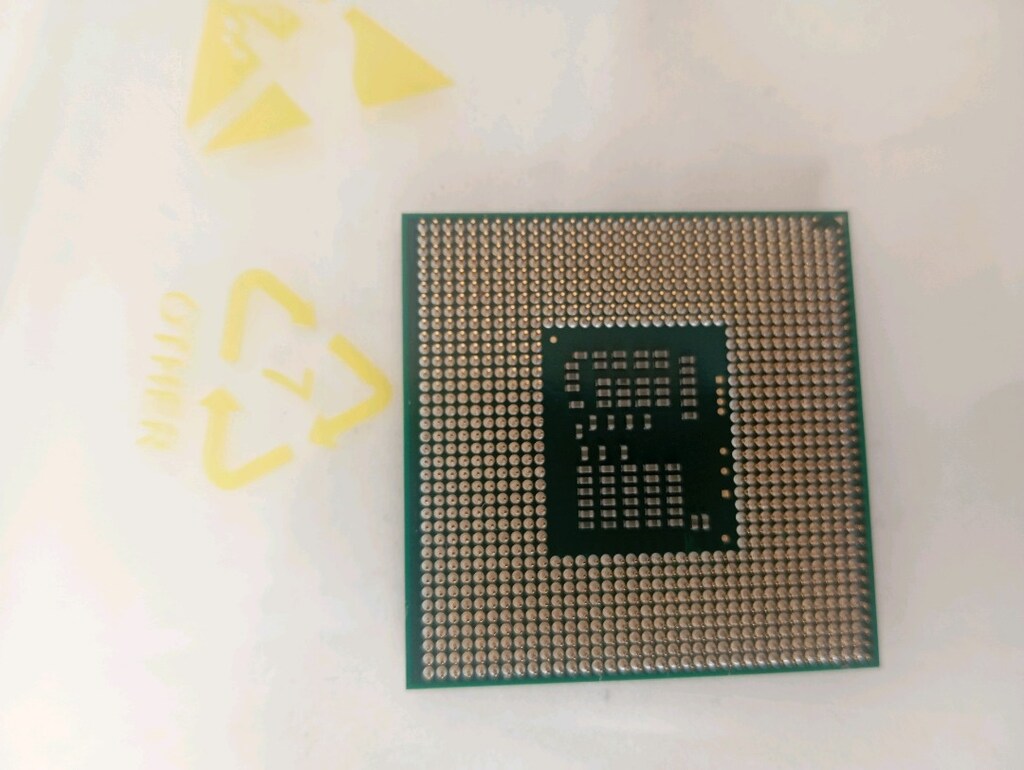 Intel Core i3-380M - 2