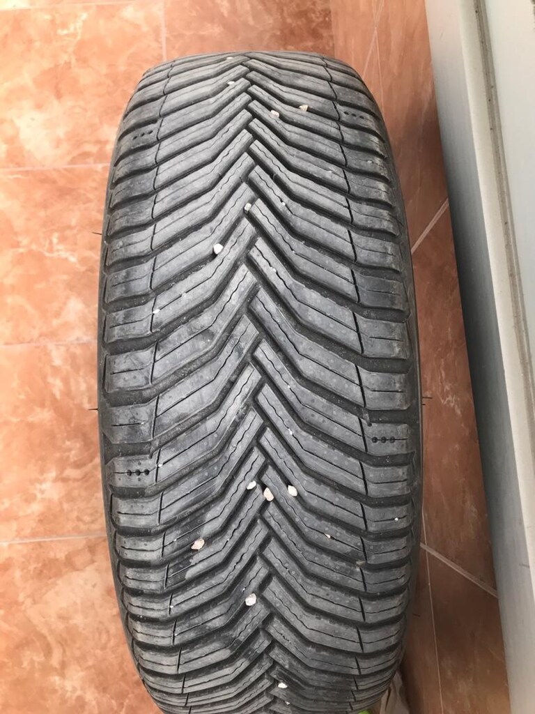 Michelin Cross Climate 2 255x55x18 - 2