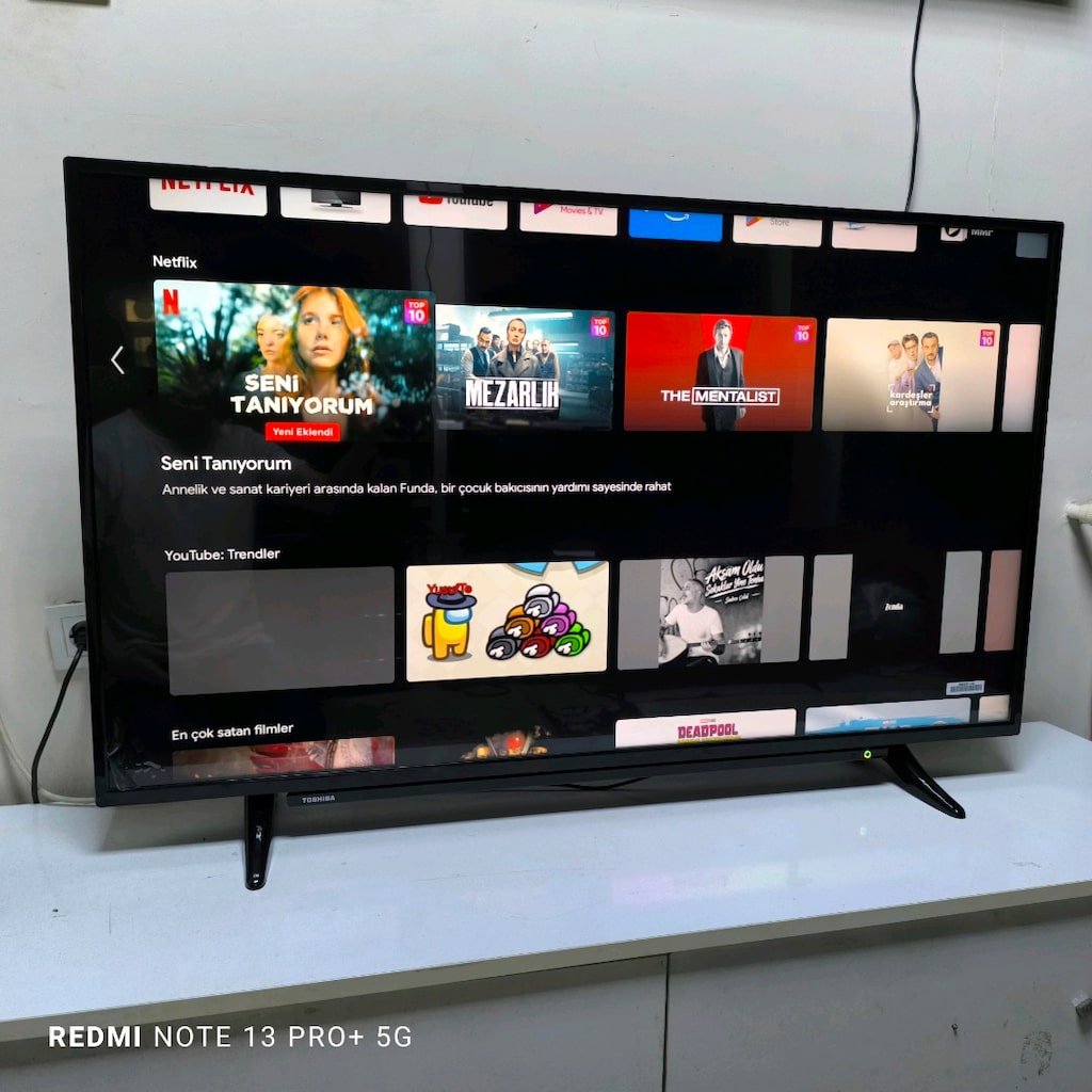 Toshiba 127 Ekran 4K Android jelatini üstünde Tertemiz Televizyon - 12