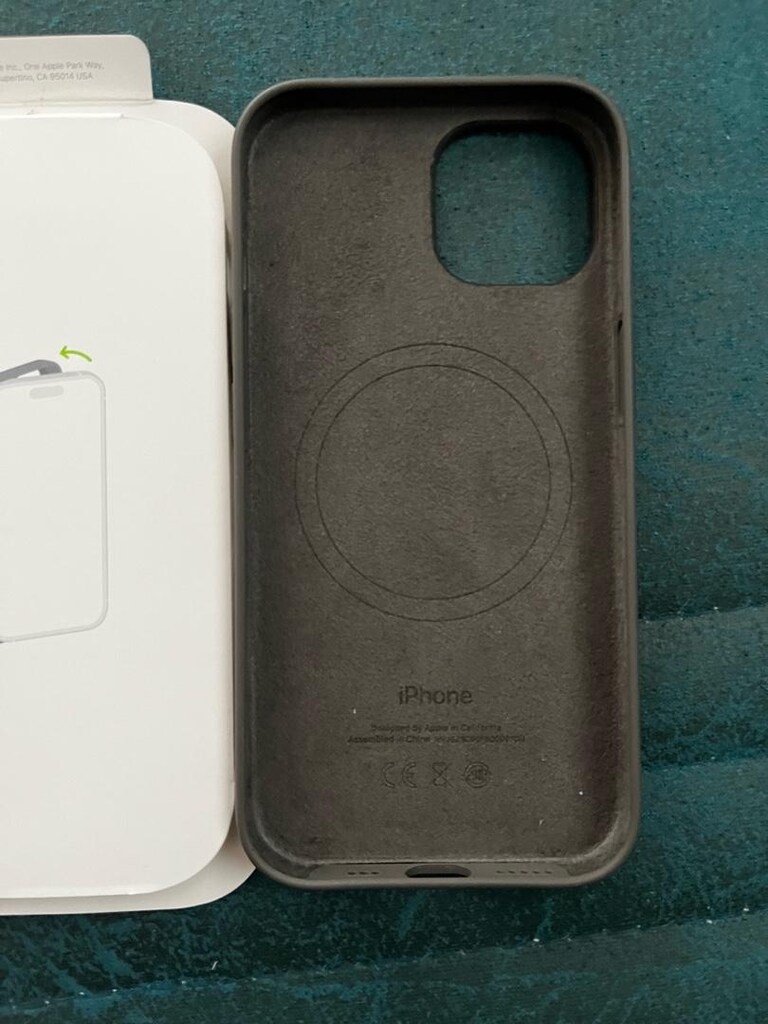iPhone 15 Kil Rengi Silikon Kılıf - 3