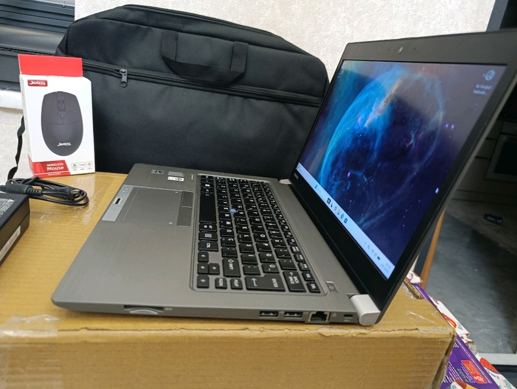 Toshiba i7 Portégé Z30-B üst segment, hafif ve ultra taşınabilir iş bi - 3