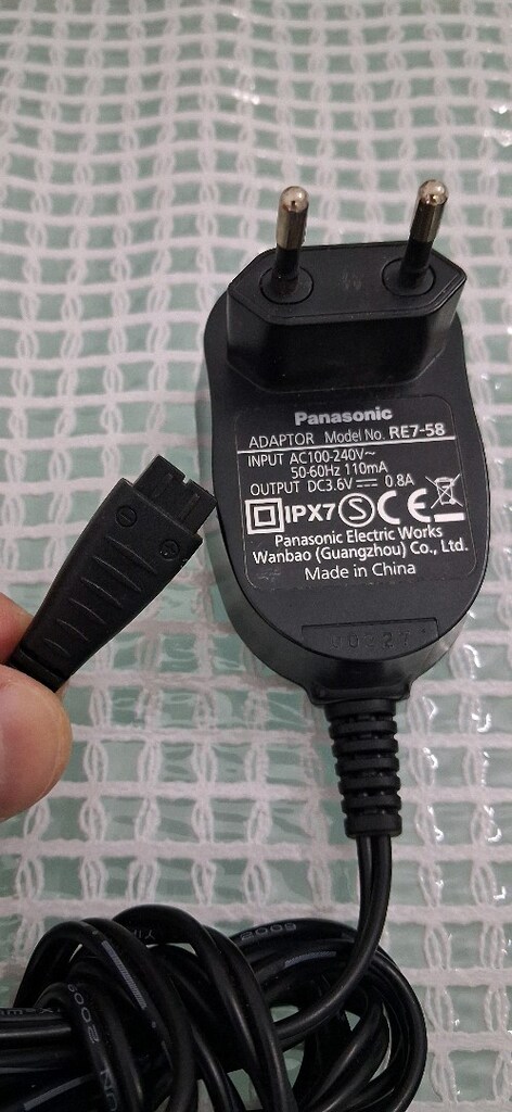 KTEC 12VOLT 2 AMPER ADAPTOR 250 - 6