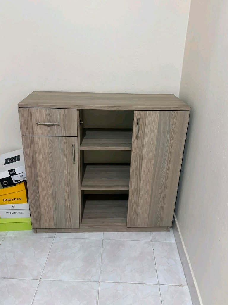 TV ünitesi, dolap, ve Yemek masası - 2