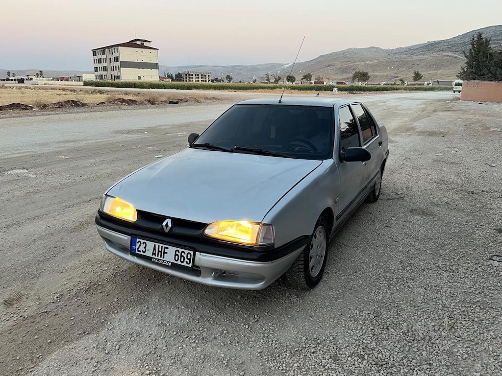 sorunsuz biniciye özel Renault 19 europa - 8