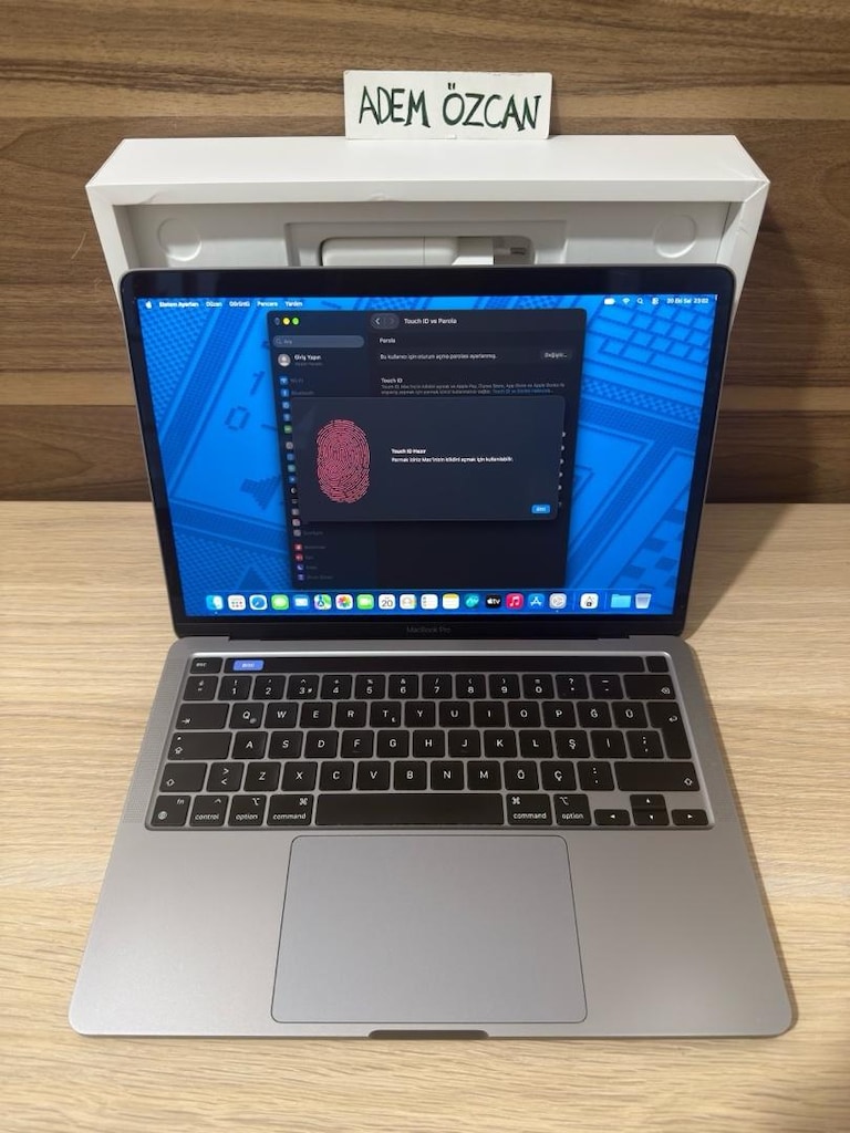 MacBook Pro / M2 / 13 inç / 16 GB Ram / 512 GB Ssd - 3