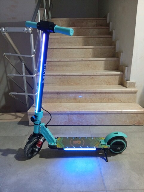 Elektrikli çocuk scooter'ı