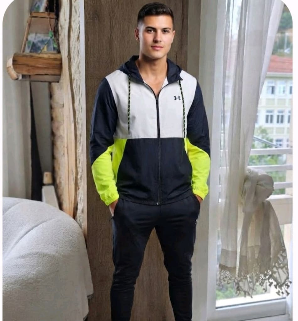 kapüşonlu yeni tarz model spor şık