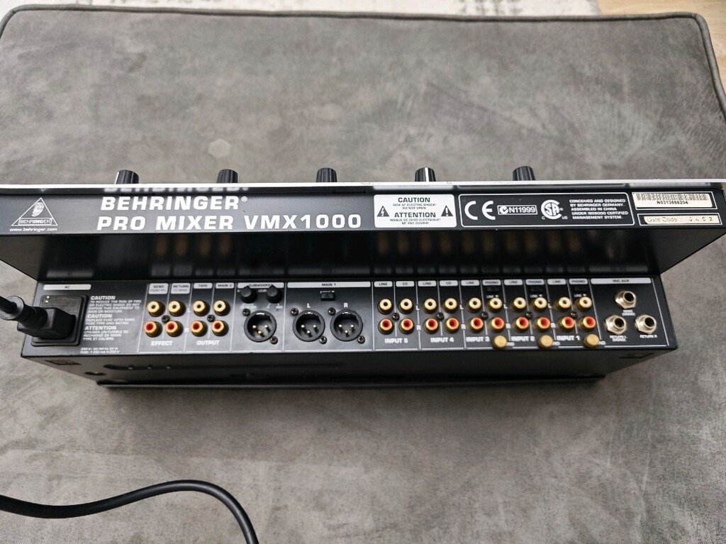 Behringer VMX1000 Professional DJ Mixer – 7 Kanal Profesyonel Mikser - 3