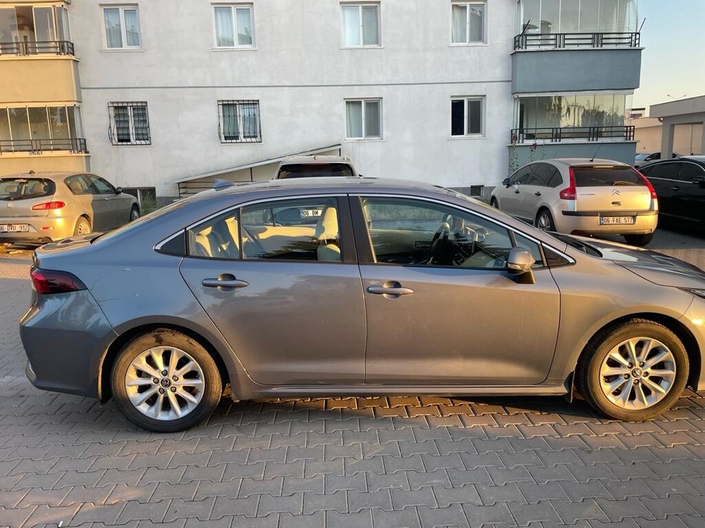 TOYOTA COROLLA İLK SAHİBİNDEN - 3