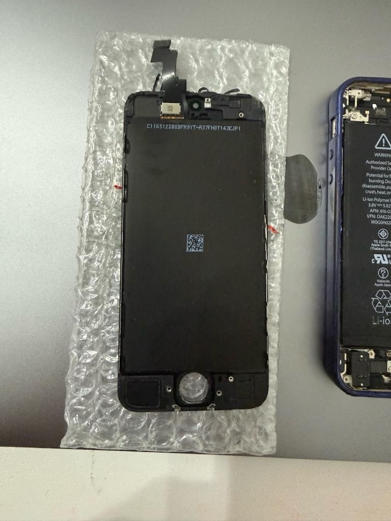 iPhone Se 2016 Se 1. nesil Orjinal Ekran - 2