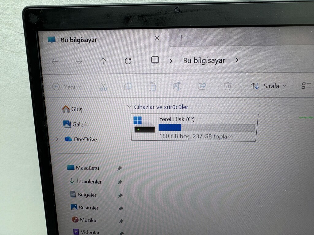THİNKPAD X1 CARBON İ5 11. NESİL 16 GB RAM 256 M2SSD DOKUNMATİK - 7