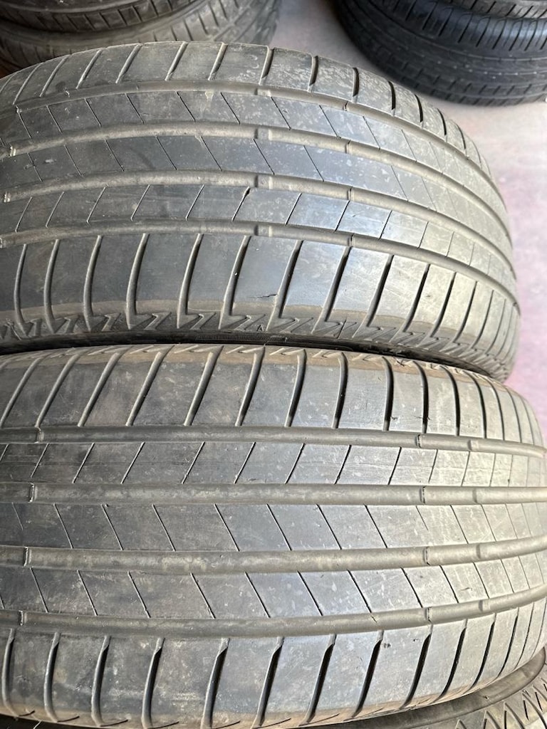 225 55 17 BRIDGESTONE… - 3