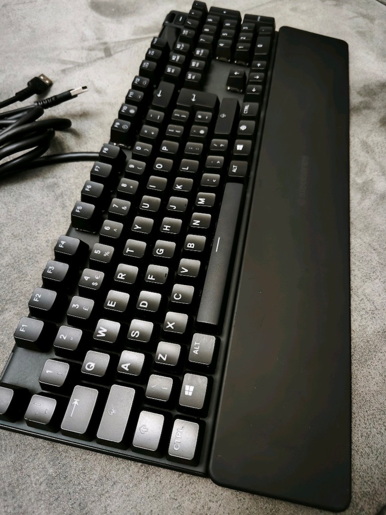 Steelseries Apex Pro Oyuncu Klavyesi - 4