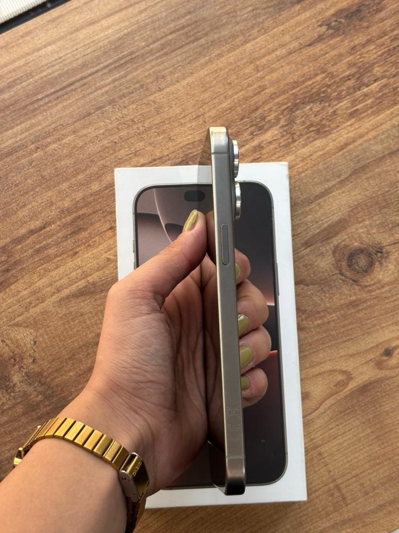İPHONE 15 PRO MAX 256 GB PİL SAĞLIĞI 78 - 5