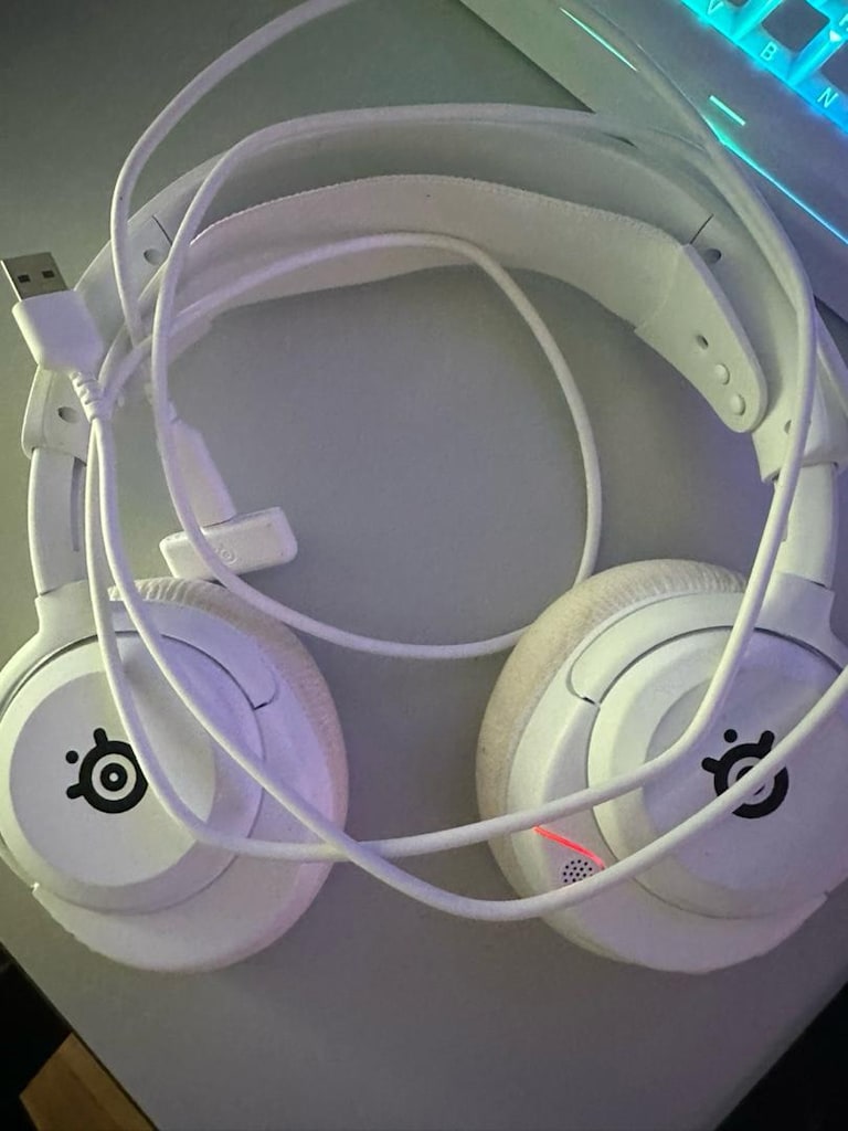 SteelSeries Arctis Nova 5 Beyaz Kablosuz Faturalı Garantili - 2