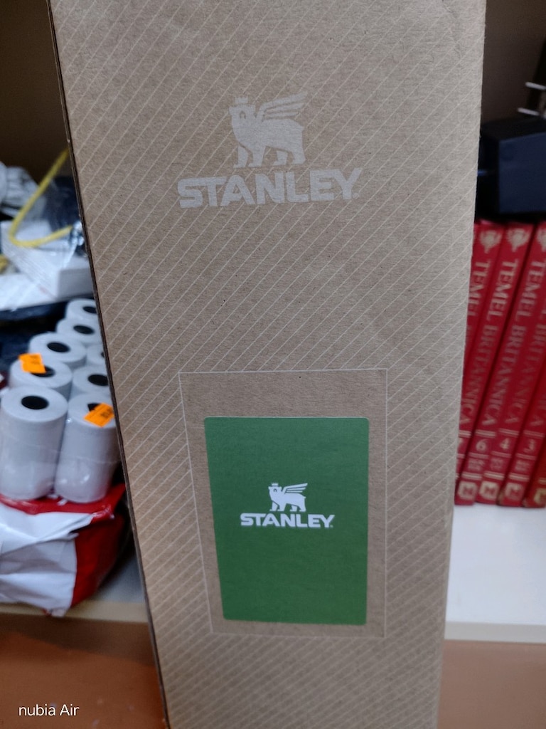 Stanley Termos 1.4 orjinal +kılıf (hiç kullanılmamıştır) - 10