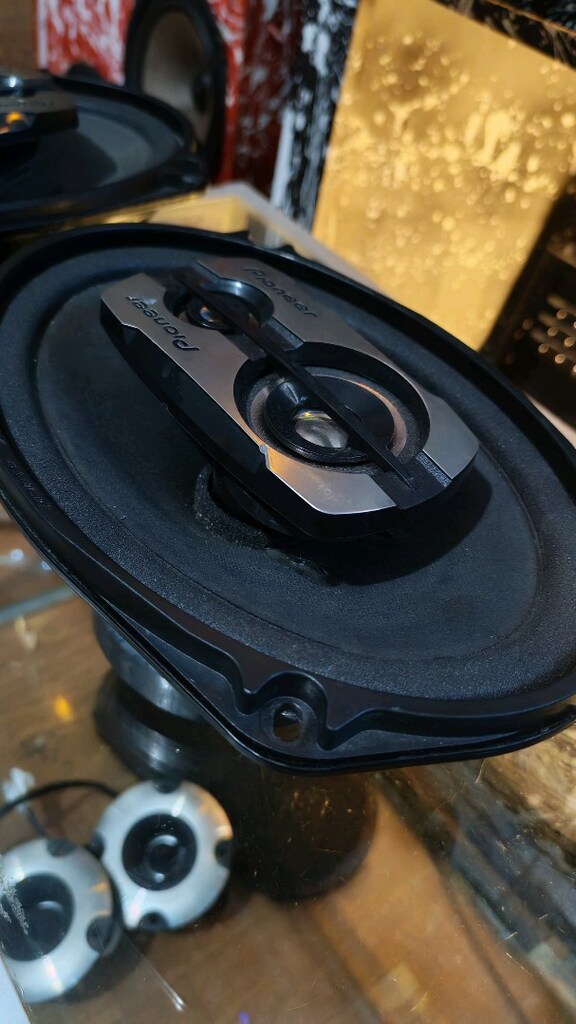 Pioneer 6975v3 takas olur - 2