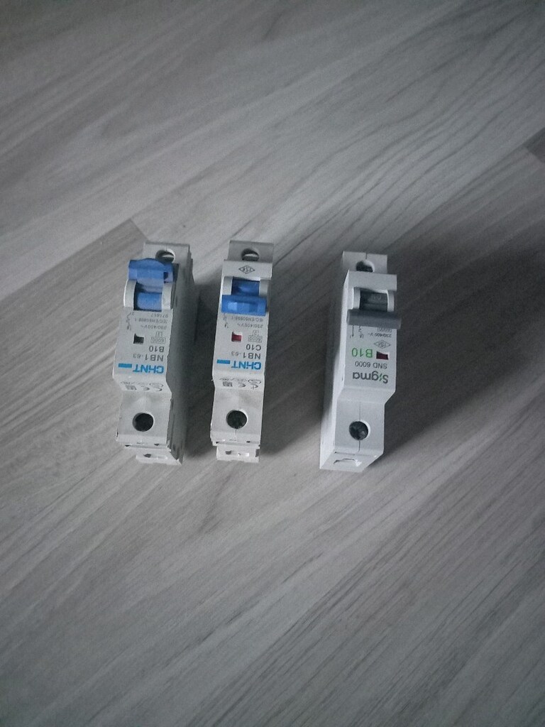 sigorta şalteri ve kutusu hiç kullanilmadi 4 adet - 5