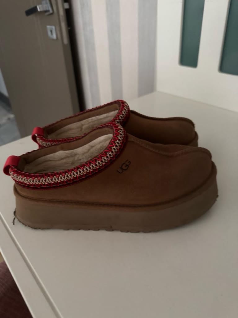 ugg bot - 4