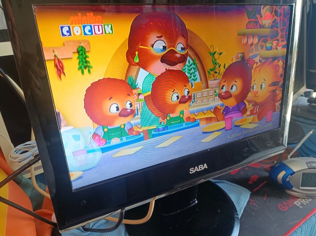SABA LED HDMI VGA USB Monitör& TV 17" - 4