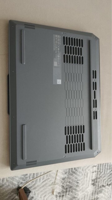 Lenovo LOQ Intel Core i5 12450HX 24GB 512GB SSD RTX4050 Freedos 15.6"