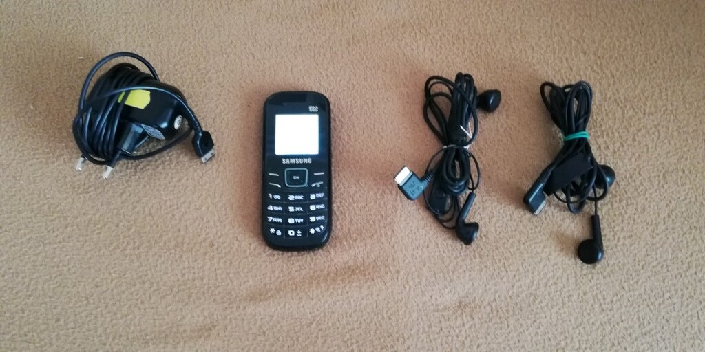 Samsung cep telefonu 1205 - 3