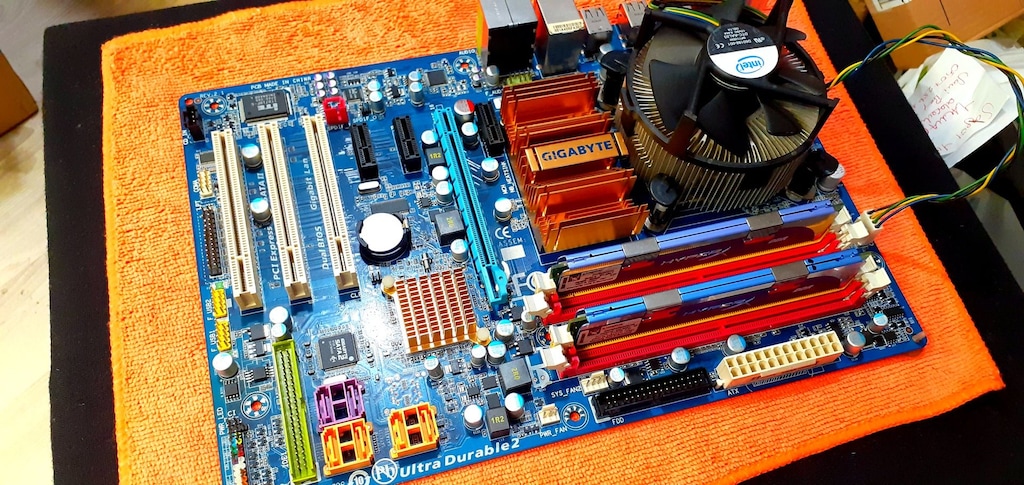 Gigabyte GA-EP35 DS3 LGA 775 Pin Sorunsuz Anakart - 2
