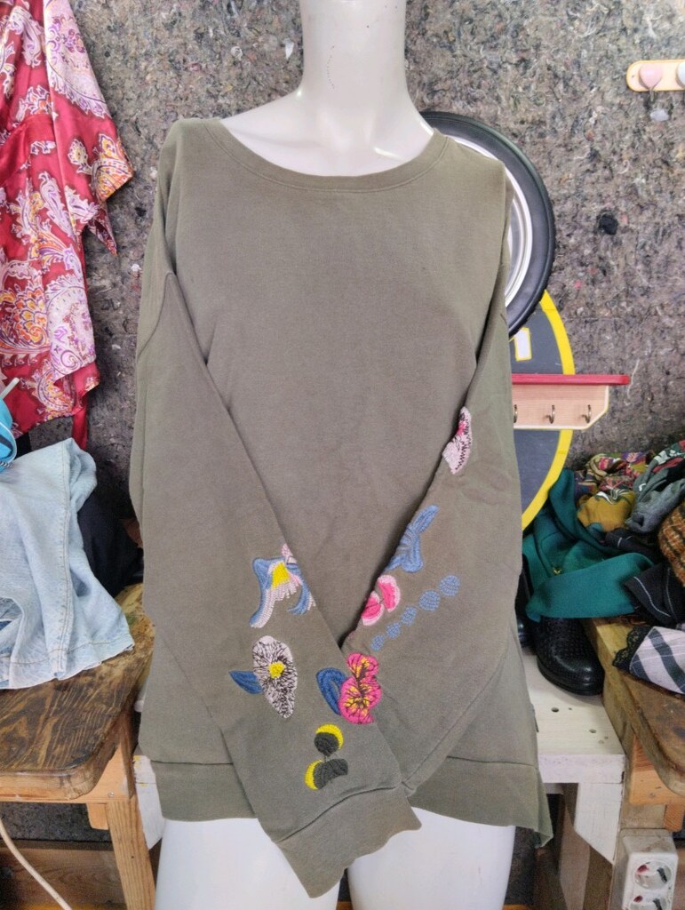 LTB SWEAT
