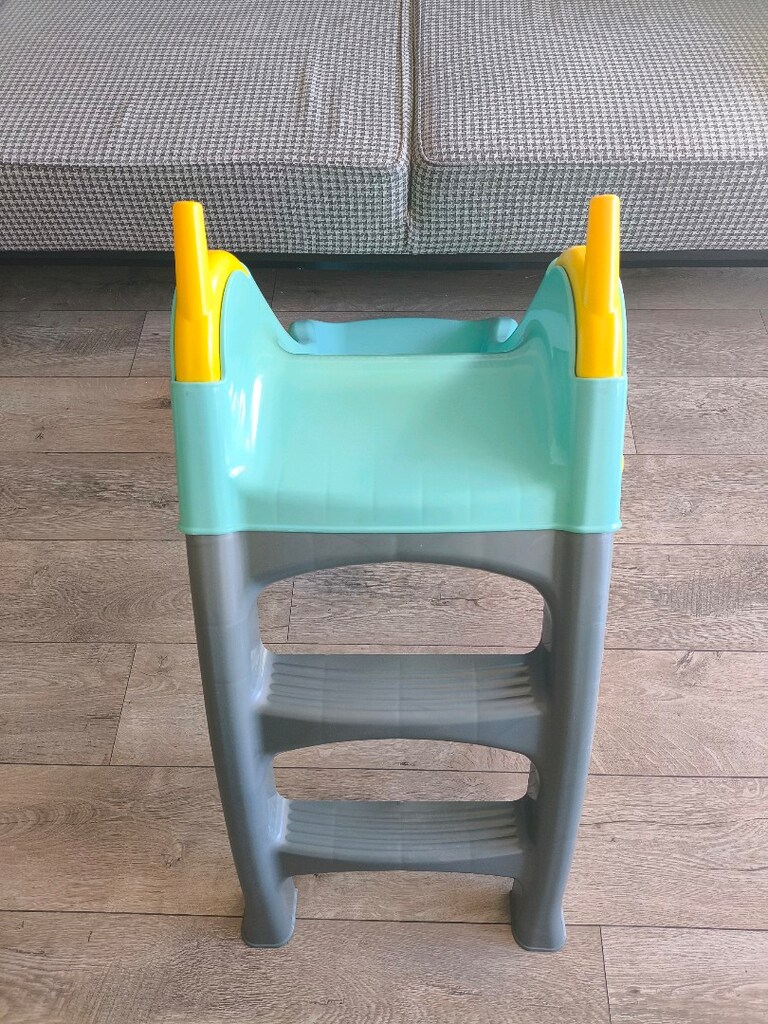 Temiz Durumda Plastik Çocuk Ev/Bahçe Kaydırağı - 5