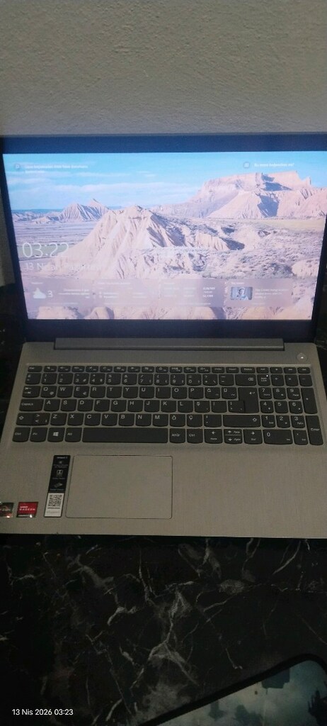 lenovo ideapad AMD RYZEN 3250U kutu fatura mevcut telefonla takas olur - 2