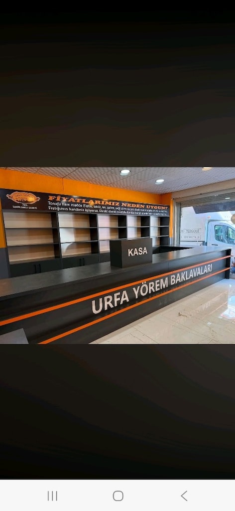 "Komple Baklava Teşhir Reyonu, Kasa Bankosu Satılık-Temiz kullanılmış - 2