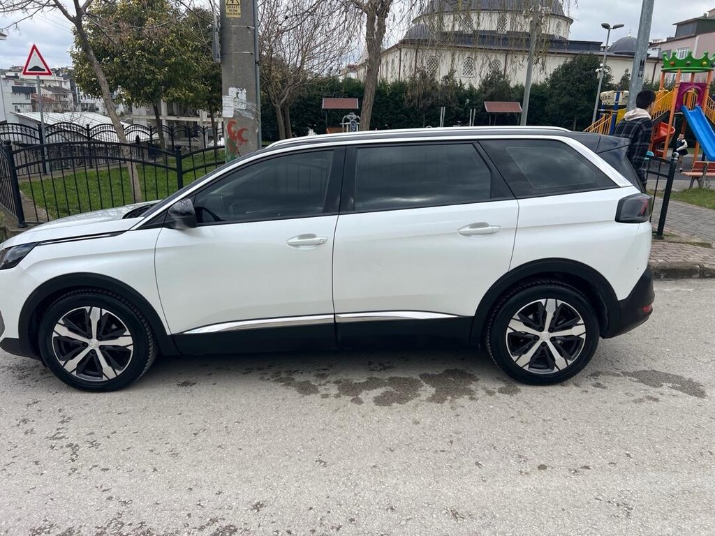 Peugeot 5008 - 11