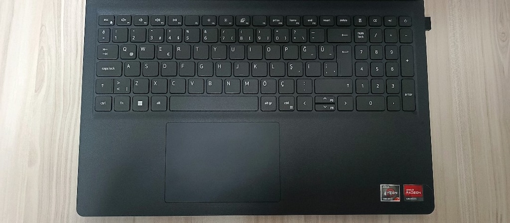 Dell laptop inspirion 15 3525 - 2