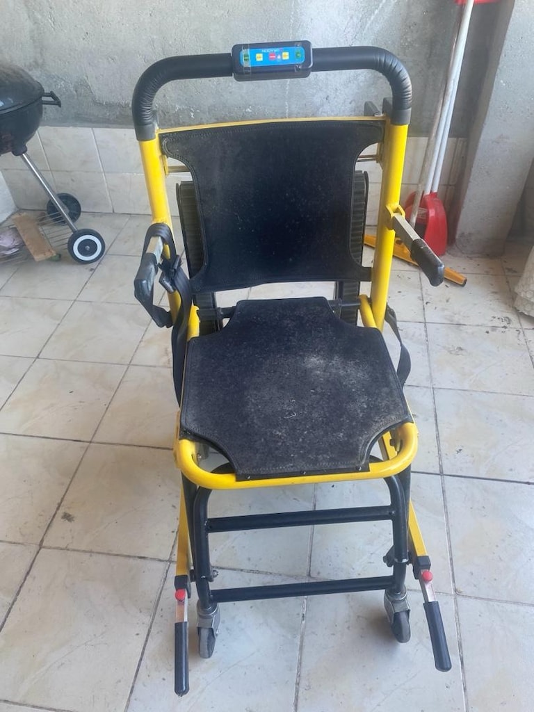 engelliler için merdiven çıkma sandalyesi - 3